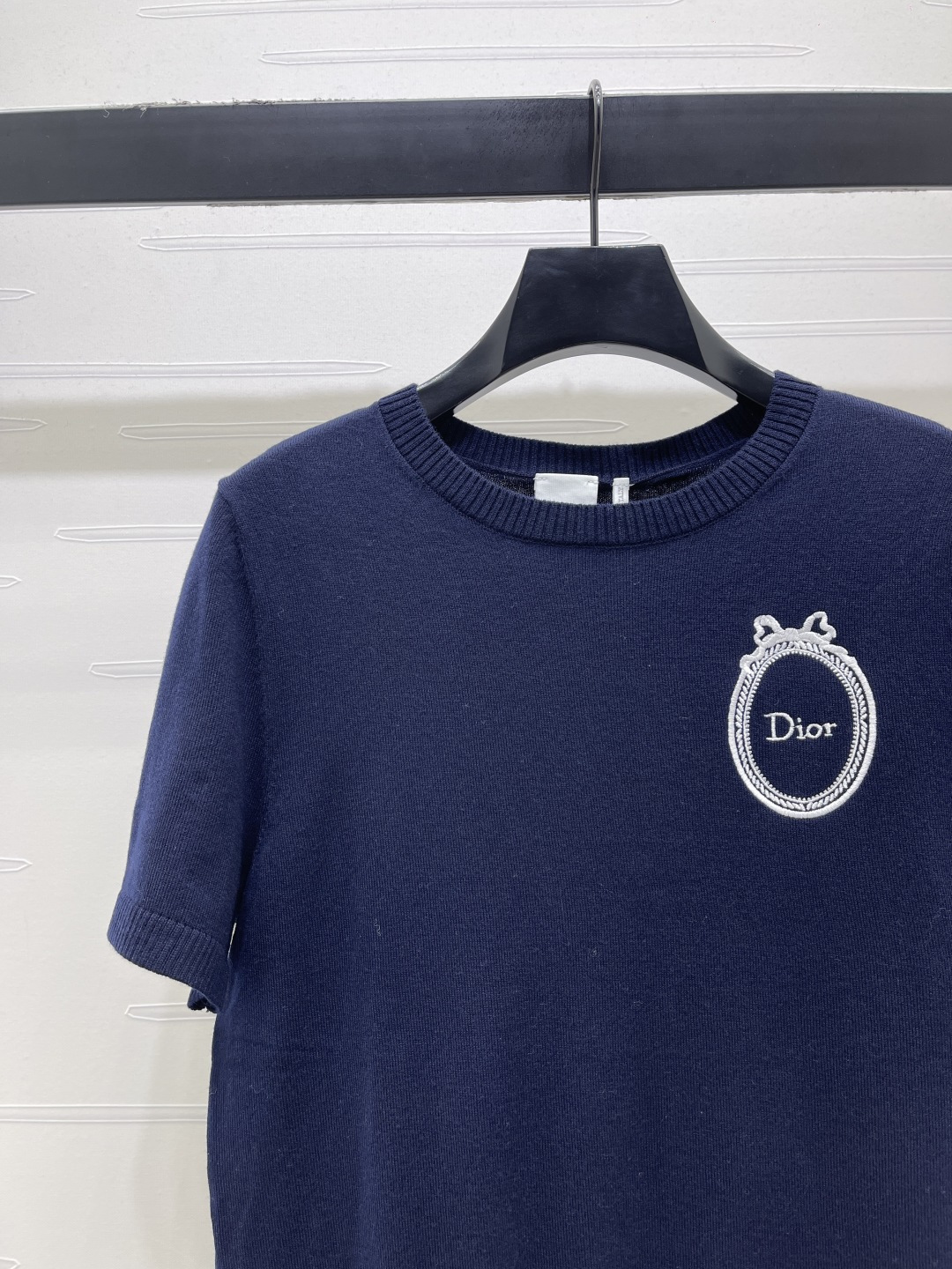 Women's short sleeves